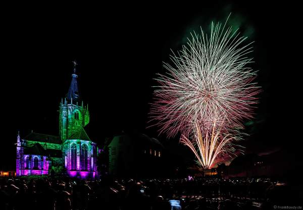 Feuerwerk (Feu d'artifice) beim Pfingstfest (Les Fêtes de Pentecôte) in Weißenburg (Wissembourg) 2018