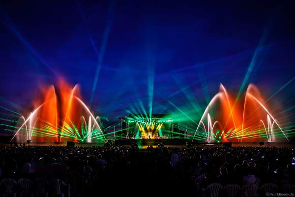 Luc Arbogast beim Open Air Festival Vents d’Est 2018 in Furdenheim mit bunter Wassershow und Laser