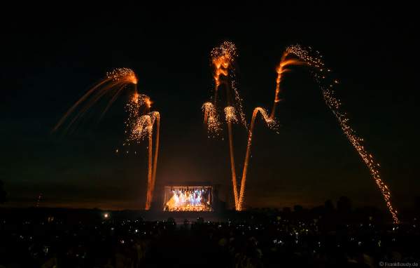 Steigende Kronen beim Open Air Festival Vents d’Est (Ostwindfestival) 2018