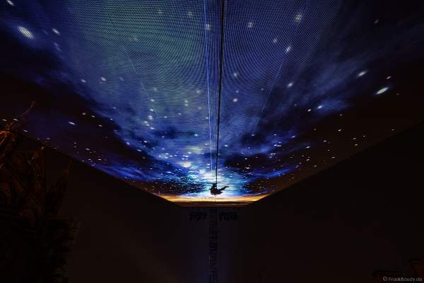 Lichtspiel bei der Sommershow LuX am Münster in Straßburg 2018