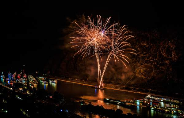 Feuerwerk Eclipse - The Great Gig In The Sky - Pink Floyd - Rhein in Flammen 2018 in Oberwesel