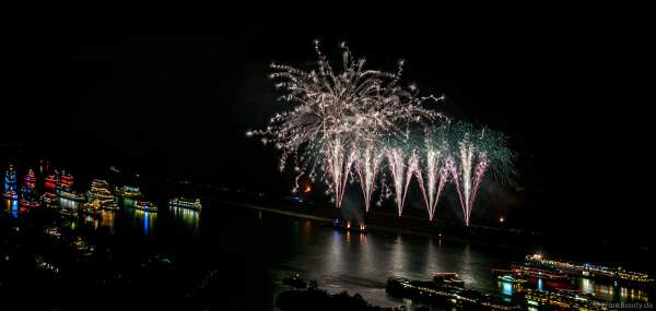Rhein in Flammen – Nacht der 1000 Feuer in Oberwesel 2018 mit Musikfeuerwerk Eclipse - The Great Gig In The Sky - Pink Floyd
