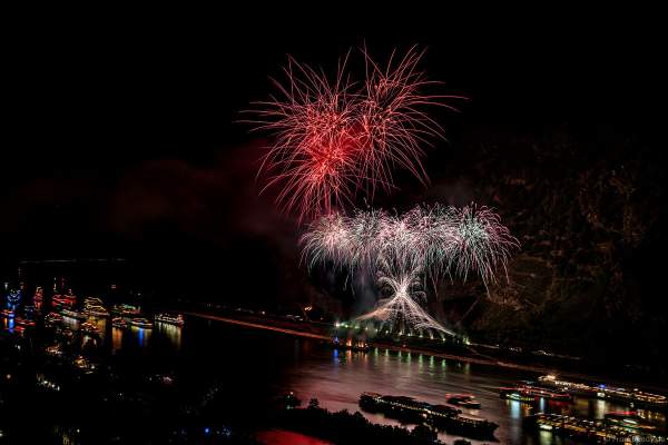Feuerwerk Eclipse - The Great Gig In The Sky - Pink Floyd - Rhein in Flammen 2018 in Oberwesel