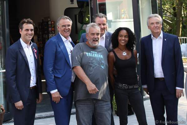 Familie Mack, Regisseur Luc Besson mit seiner Frau Virginie bei der Eröffnung der Eurosat – CanCan Coaster & Eurosat Coastiality Achterbahn im Europa-Park am 12. September 2018