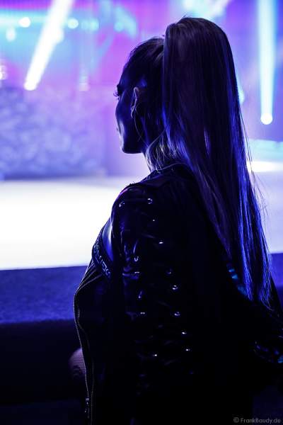 Künstlerin Adrienne Péter Soboleva bei der Eisshow Rebellion bei den Horror Nights – Traumatica 2018 im Europa-Park