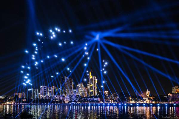 Drohnen- und Lichtshow STERNENBILDER – EINE SYMPHONIE FÜR DIE FRANKFURTER ALTSTADT 2018