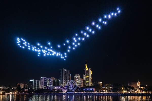 Der Frankfurter Adler bei der Drohnen- und Lichtshow STERNENBILDER – EINE SYMPHONIE FÜR DIE FRANKFURTER ALTSTADT 2018