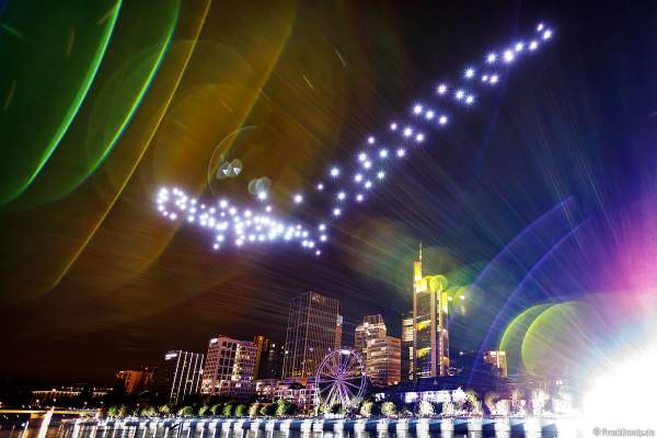 Der Frankfurter Adler bei der Drohnen- und Lichtshow STERNENBILDER – EINE SYMPHONIE FÜR DIE FRANKFURTER ALTSTADT 2018