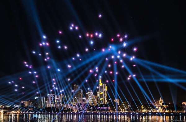 Drohnen- und Lichtshow STERNENBILDER – EINE SYMPHONIE FÜR DIE FRANKFURTER ALTSTADT 2018