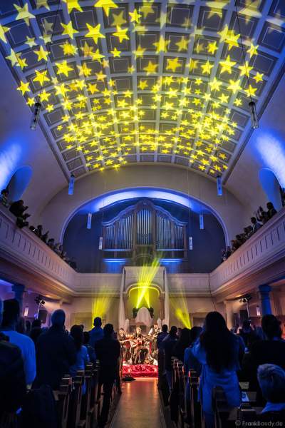 CHURCH IN COLORS mit Sternenhimmel in der Prot. Kirche Böhl am 28. Oktober 2018