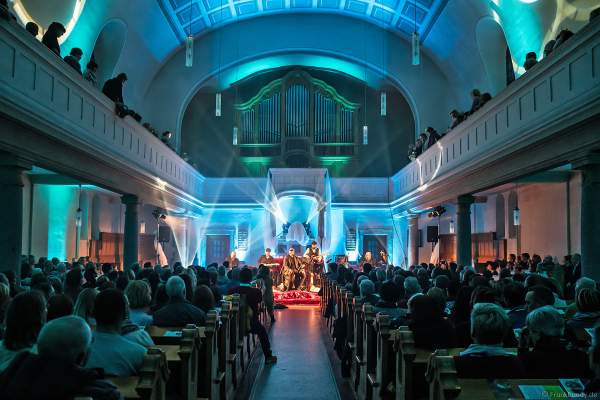 CHURCH IN COLORS mit Oliver Dums, Marcus Rutz-Lewandowski, Daniel Zäpfel, Holger Schell und Kai Rogowski in der Prot. Kirche Böhl am 28. Oktober 2018