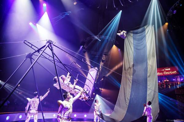 I-Team - Russische Schaukel bei der Zirkus Revue im Europa-Park zur Wintersaison 2018/2019