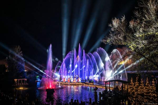 Weihnachtliche Wassershow ED UND EDDAS WINTERZAUBER auf dem See im Europa-Park 2018