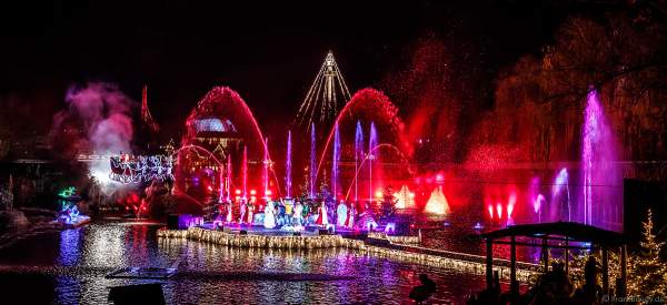 Weihnachtliche Wassershow ED UND EDDAS WINTERZAUBER auf dem See im Europa-Park 2018