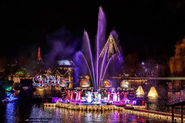 Weihnachtliche Wassershow ED UND EDDAS WINTERZAUBER auf dem See im Europa-Park 2018
