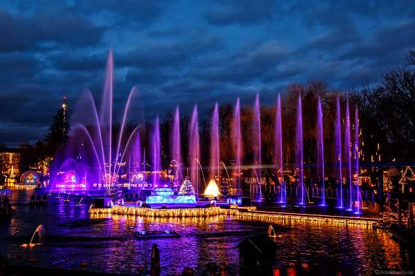 Weihnachtliche Wassershow ED UND EDDAS WINTERZAUBER auf dem See im Europa-Park 2018