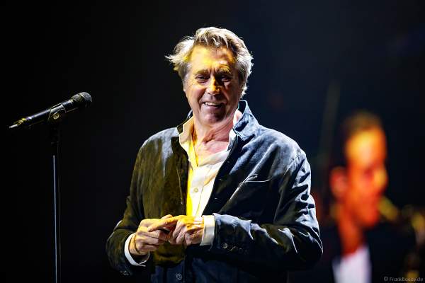Bryan Ferry von der ehem. Gruppe Roxy Music bei Night of the Proms 2018 in der SAP Arena Mannheim