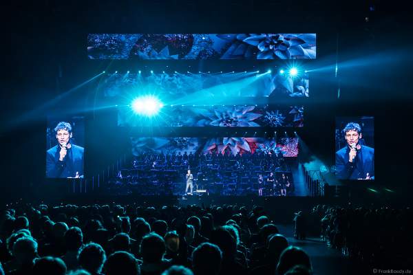 Tim Bendzko bei Night of the Proms 2018 in der SAP Arena Mannheim
