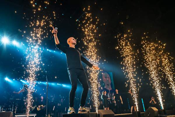 Der belgische Singer-Songwriter Milow bei Night of the Proms 2018 in der SAP Arena Mannheim