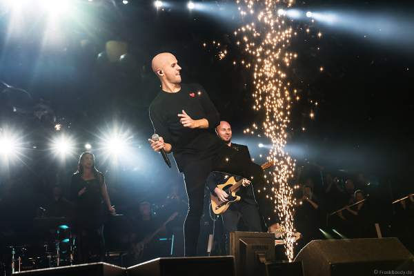 Der belgische Singer-Songwriter Milow bei Night of the Proms 2018 in der SAP Arena Mannheim