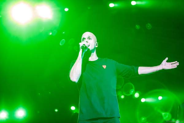 Der belgische Singer-Songwriter Milow bei Night of the Proms 2018 in der SAP Arena Mannheim