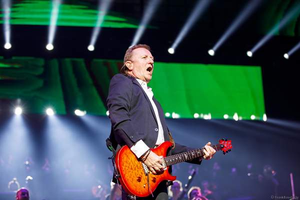 John Miles bei Night of the Proms 2018 in der SAP Arena Mannheim