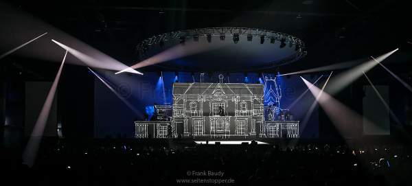 Weltpremiere neuer Show KaleidoLuna von DJ BoBo am 11. Januar 2019 in der Europa-Park Arena Rust