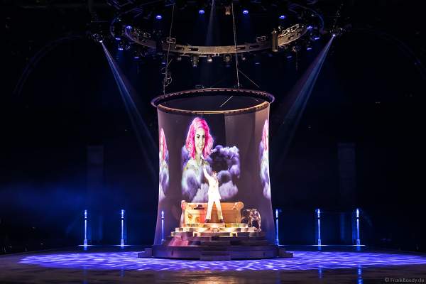 Eisshow SHOWTIME von Holiday on Ice in der Festhalle Frankfurt und SAP Arena Mannheim 2018-2019