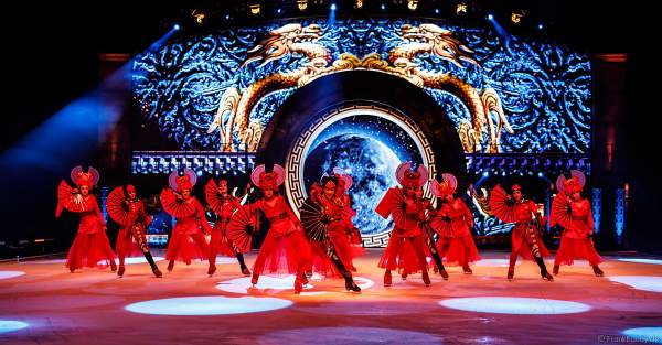 Eiskunstläuferin Tippy Packard bei der Eisshow SHOWTIME von Holiday on Ice in der Festhalle Frankfurt und SAP Arena Mannheim 2018-2019
