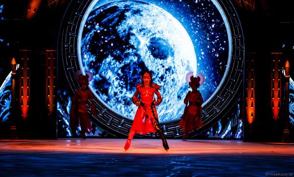 Eiskunstläuferin Tippy Packard bei der Eisshow SHOWTIME von Holiday on Ice in der Festhalle Frankfurt und SAP Arena Mannheim 2018-2019