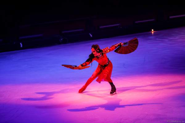 Eiskunstläuferin Tippy Packard bei der Eisshow SHOWTIME von Holiday on Ice in der Festhalle Frankfurt und SAP Arena Mannheim 2018-2019
