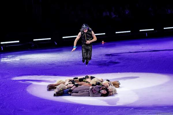 Forrest Ryan McKinnon bei der Eisshow SHOWTIME von Holiday on Ice in der Festhalle Frankfurt und SAP Arena Mannheim 2018-2019