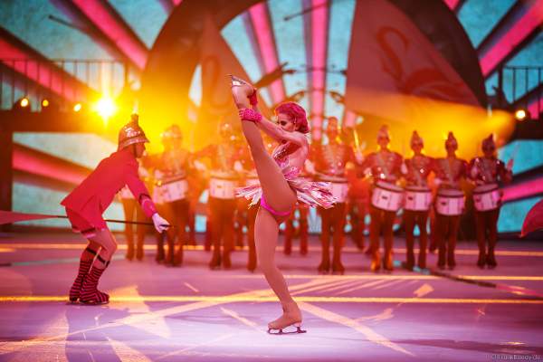 Valentina Marchei bei der Eisshow SHOWTIME von Holiday on Ice in der Festhalle Frankfurt und SAP Arena Mannheim 2018-2019
