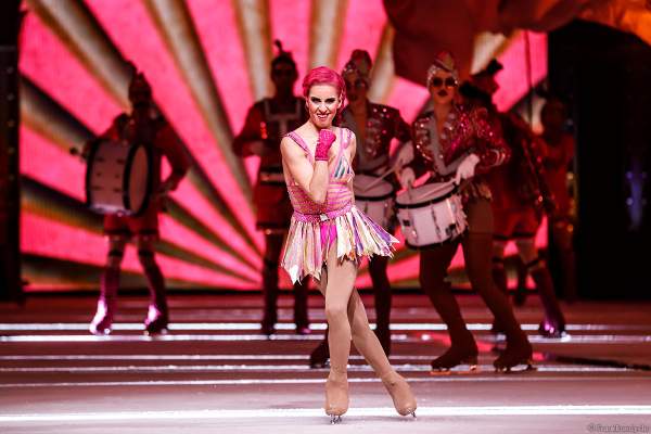 Valentina Marchei bei der Eisshow SHOWTIME von Holiday on Ice in der Festhalle Frankfurt und SAP Arena Mannheim 2018-2019