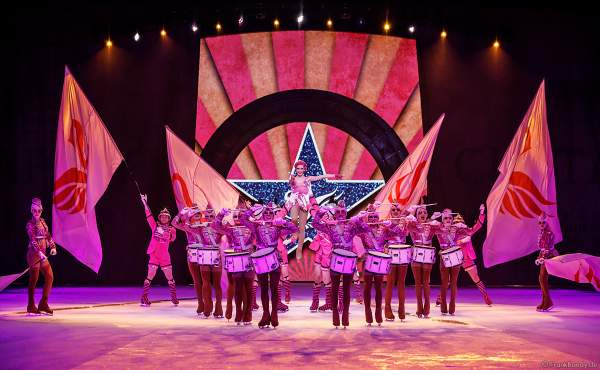 Valentina Marchei bei der Eisshow SHOWTIME von Holiday on Ice in der Festhalle Frankfurt und SAP Arena Mannheim 2018-2019