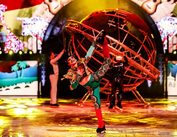 Christina Bokma bei der Eisshow SHOWTIME von Holiday on Ice in der Festhalle Frankfurt und SAP Arena Mannheim 2018-2019