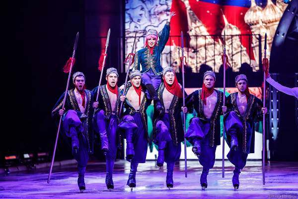 Valentina Marchei bei der Eisshow SHOWTIME von Holiday on Ice in der Festhalle Frankfurt und SAP Arena Mannheim 2018-2019