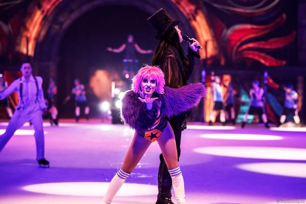 Valentina Marchei bei der Eisshow SHOWTIME von Holiday on Ice in der Festhalle Frankfurt und SAP Arena Mannheim 2018-2019