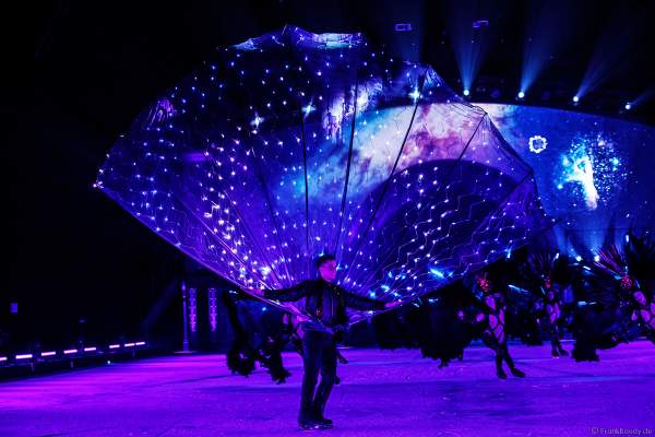 Danil Berdnikov bei der Eisshow SHOWTIME von Holiday on Ice in der Festhalle Frankfurt und SAP Arena Mannheim 2018-2019