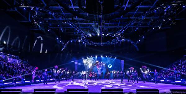 Finale der Eisshow SHOWTIME von Holiday on Ice in der Festhalle Frankfurt und SAP Arena Mannheim 2018-2019