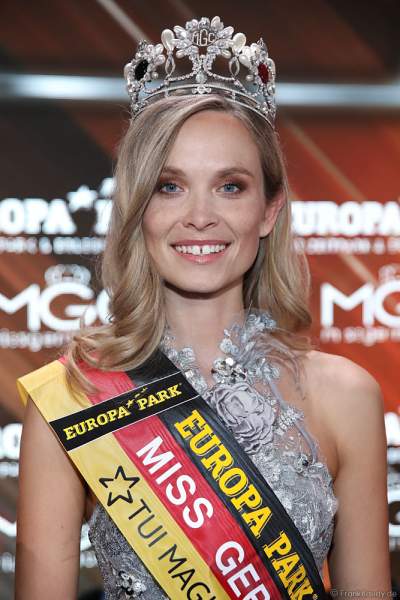 Nadine Berneis gewinnt die Wahl zur Miss Germany 2019 in der Europa-Park Arena am 23.02.2019