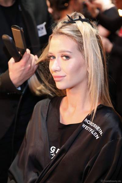 Miss Nordrhein-Westfalen, Lara-Kristin Bayer Backstage am Nachmittag bei den Vorbereitungen für das Miss Germany 2019 Finale in der Europa-Park Arena am 23.02.2019