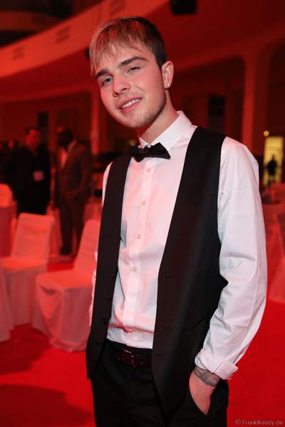 Mike Singer auf der After-Show-Party beim PRG Live Entertainment Award (LEA) 2019 in der Festhalle in Frankfurt