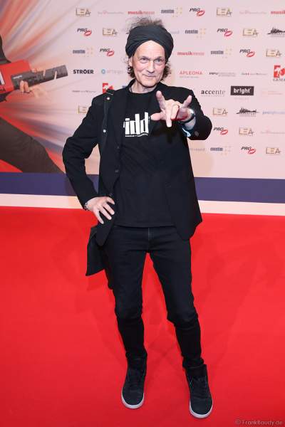 Sänger und Songwriter Wolf Maahn beim PRG Live Entertainment Award (LEA) 2019 in der Festhalle in Frankfurt