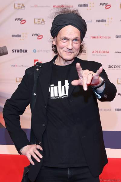 Sänger und Songwriter Wolf Maahn beim PRG Live Entertainment Award (LEA) 2019 in der Festhalle in Frankfurt