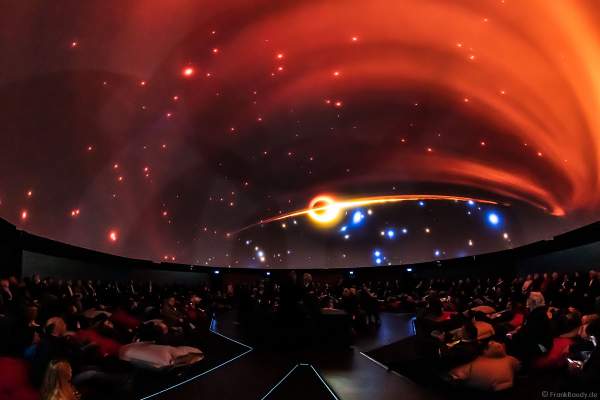 Filmabenteuer Mission Astronaut im 360 Grad-Kino TRAUMZEIT-DOME, Europa-Park 2019