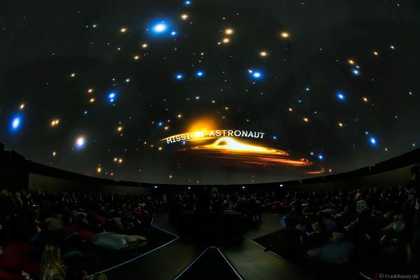 Filmabenteuer Mission Astronaut im 360 Grad-Kino TRAUMZEIT-DOME, Europa-Park 2019