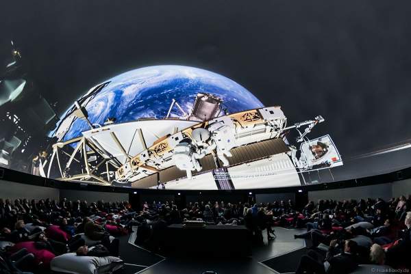 Filmabenteuer Mission Astronaut im 360 Grad-Kino TRAUMZEIT-DOME, Europa-Park 2019