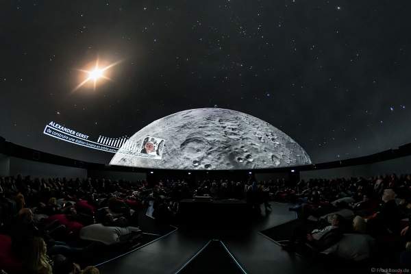 Filmabenteuer Mission Astronaut im 360 Grad-Kino TRAUMZEIT-DOME, Europa-Park 2019