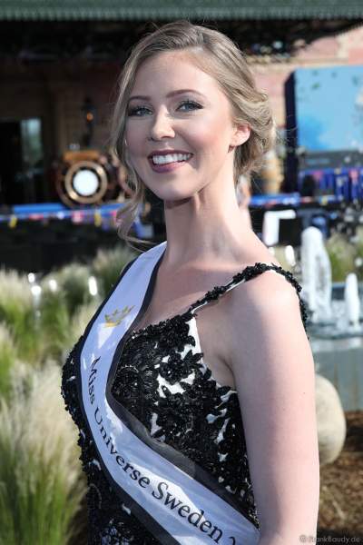Miss Universe Sweden 2018 - Emma Strandberg Winkel bei der Eröffnungsfeier des neuen Themenhotel Kronasar im Europa-Park in Rust am 24.05.2019
